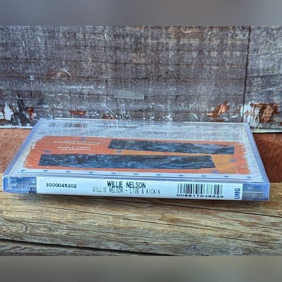 3/$10 New Sealed CD Willie Nelson Live & Kickin' With Friends - Picture 6 of 9